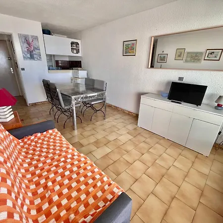 Spacieux Avec Terrasse, Parking Prive, Et Vue Sur La - Fr-1-716-37